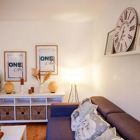 Adinas - Pur - Wunderschoener Ausblick شقة